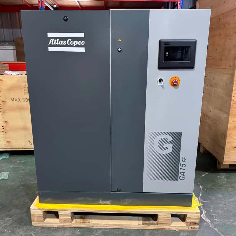 Atlas Copco GA15 FF 15 kW olajbefecskendezéses forgócsavaros légkompresszor integrált szárító 7.5 13bar