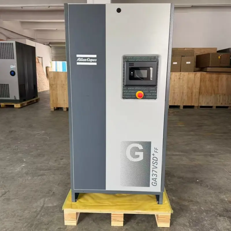 Atlas Copco GA37 VSD+ FF 37kW 50LE olajbefecskendezéses csavaros légkompresszor ipari használatra